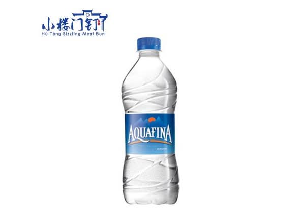 Aquafina 矿泉水